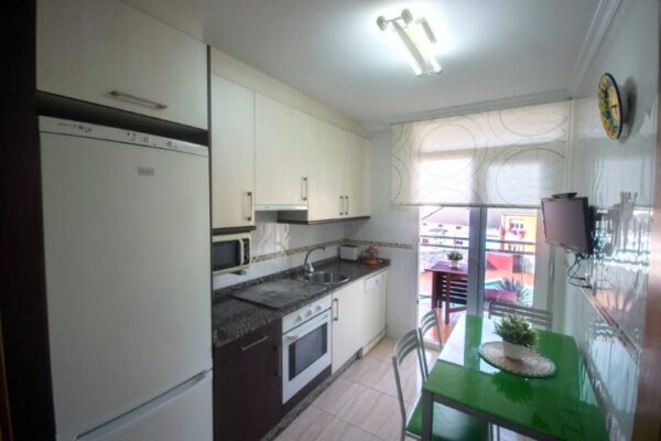 EnSAN CIPRIAN Urb. con Playa y Piscina - Imagen 9