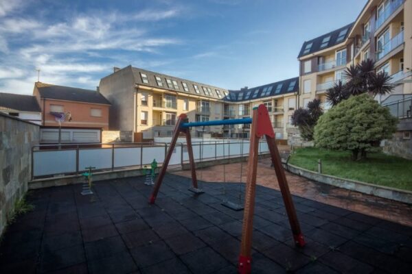 EnSAN CIPRIAN Urb. con Playa y Piscina - Imagen 14